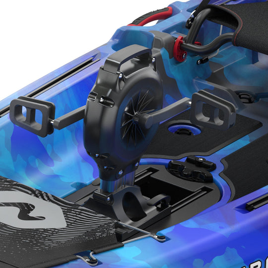 Makana 100 with Impulse Drive - Connect-Ease. Connect all your marine equipment with ease.