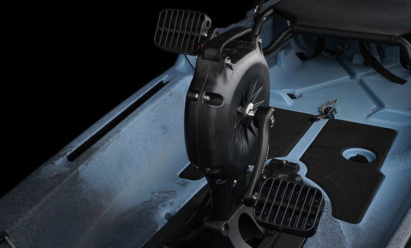 Makana 100 - Connect-Ease. Connect all your marine equipment with ease.